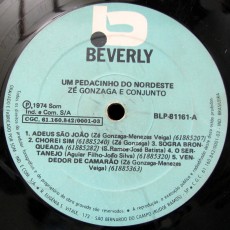 za-gonzaga-1974-um-pedacinho-do-nordeste-selo-a za-gonzaga-1974-um-pedacinho-do-nordeste-selo-a